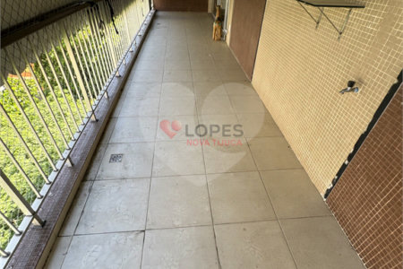 Apartamento à venda com 4 quartos, sendo 1 suíte, em Tijuca, Rio de Janeiro, RJ