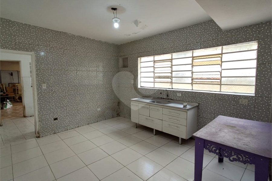 Sobrado à venda com 4 quartos em Parada Inglesa, São Paulo, SP