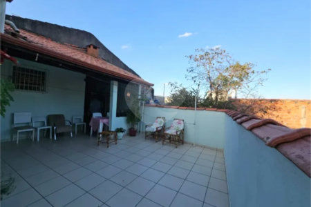 Casa Térrea à venda com 3 quartos no Centro, Poá, SP