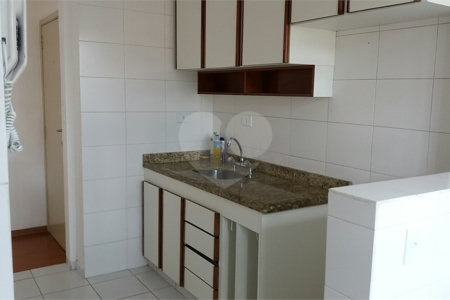 Apartamento à venda com 2 quartos em Santa Teresinha, São Paulo, SP