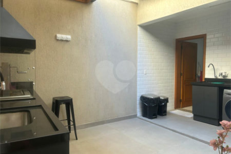 Casa à venda com 3 quartos, sendo 1 suíte,  em Vila Nair, São Paulo, SP