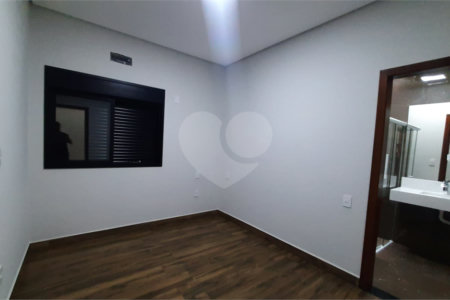 Casa à venda com 3 quartos, sendo 1 suíte, no condomínio Park Gran Reserve, Indaiatuba - SP