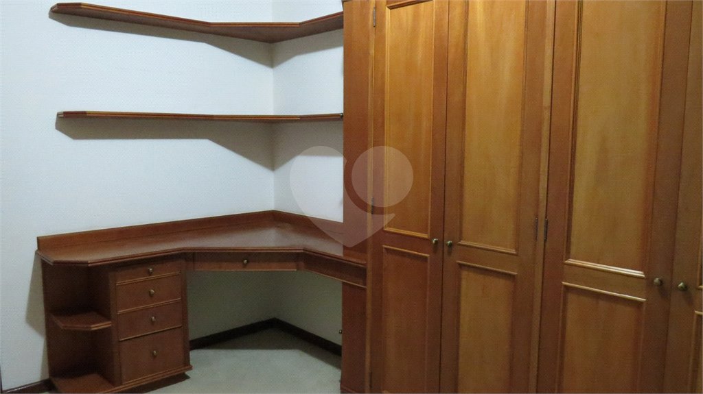 Apartamento à venda com 4 quartos, sendo 2 suítes,  em Cambuí, Campinas, SP