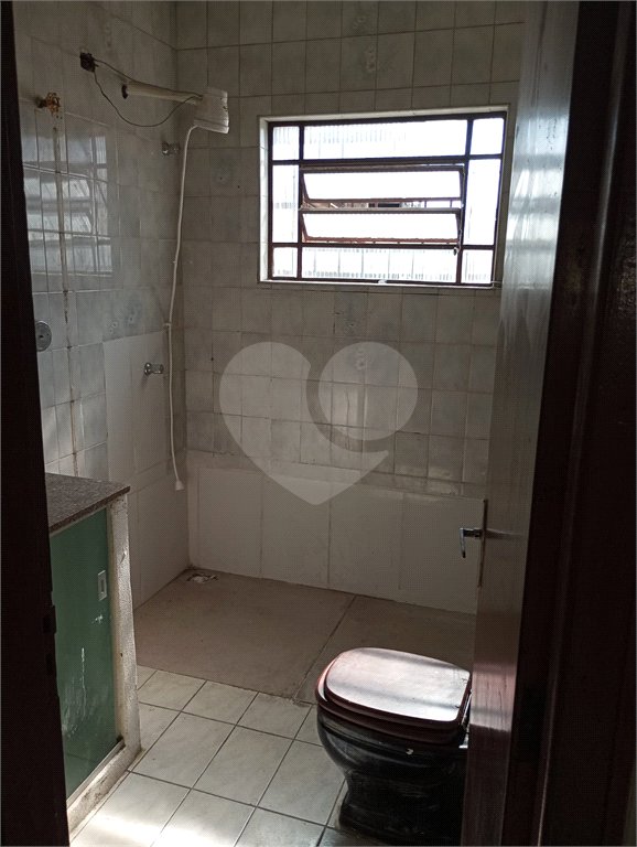 Casa à venda com 3 quartos, sendo 2 suítes, em Jardim Maria Duarte, São Paulo, SP