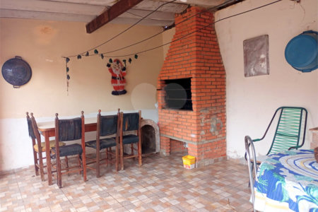 Casa à venda com 3 quartos, sendo 1 suíte, em Vila Regina, Itapetininga, SP