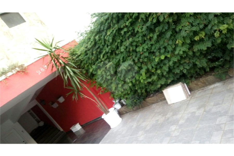 Casa à venda com 3 quartos, sendo 1 suíte, em Morumbi, São Paulo, SP