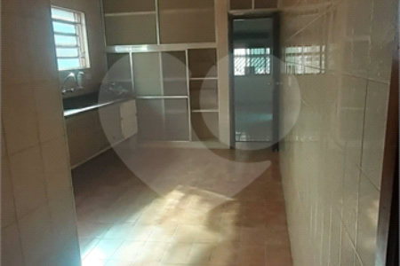Casa à venda com 3 quartos, sendo 1 suíte, em Vila Gustavo, São Paulo, SP
