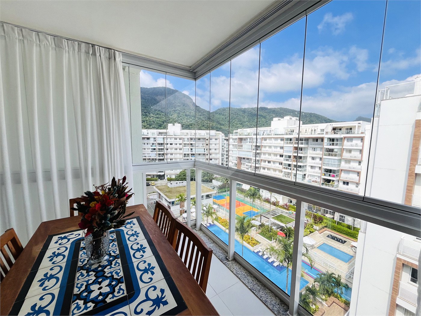 Cobertura à venda com 3 quartos, sendo 2 suítes, em Recreio dos Bandeirantes, Rio de Janeiro, RJ