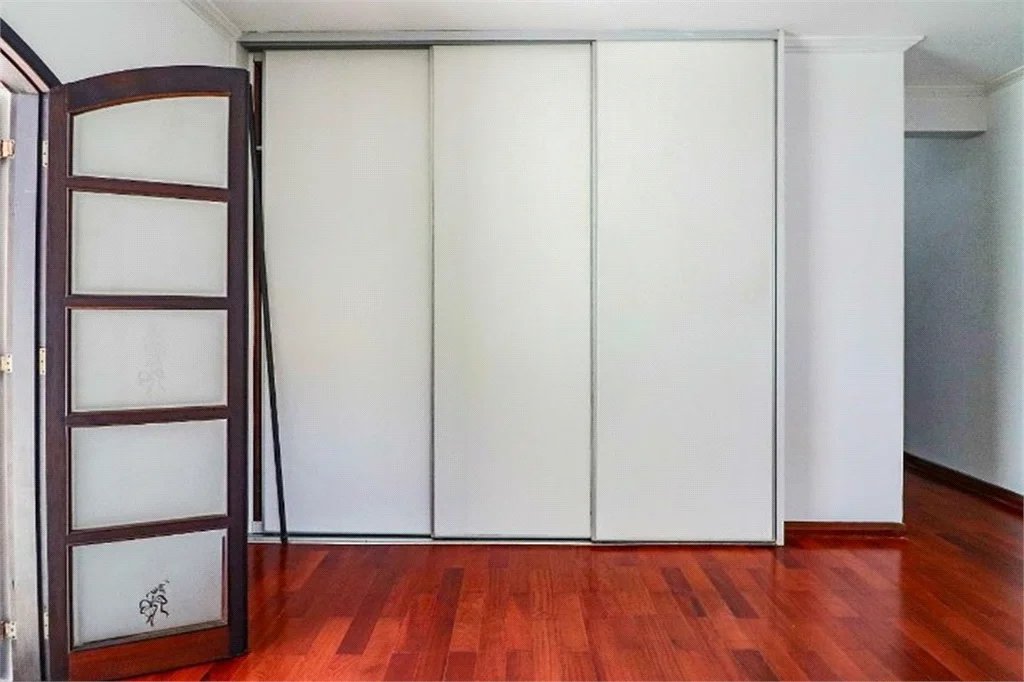Casa à venda com 3 quartos, sendo 2 suítes, em Ferreira, São Paulo, SP