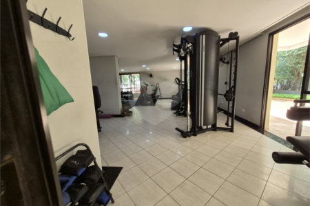 Cobertura à venda com 4 quartos, sendo 2 suítes, em Vila Hamburguesa, São Paulo, SP