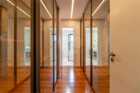 Apartamento à venda com 3 suítes em Brooklin, São Paulo, SP