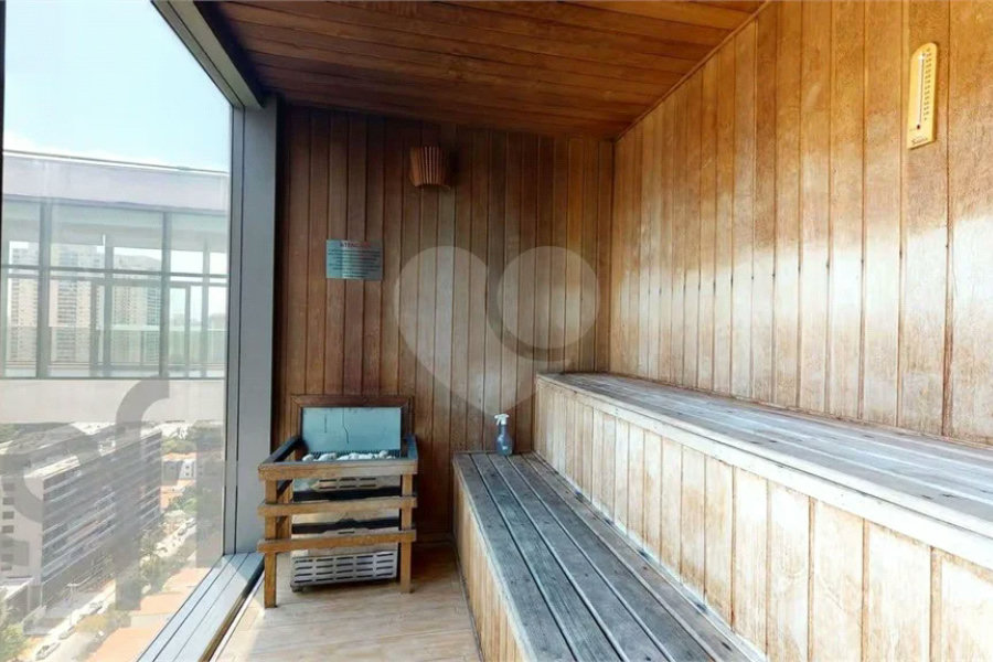 Apartamento possui uma suíte e homeoffice e varanda.