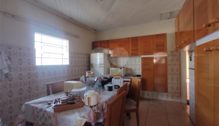 Casa à venda com 2 quartos em Vila Faria, São Carlos, SP