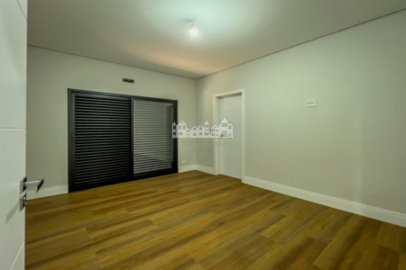 Casa à venda com 3 quartos, sendo 3 suítes, em Jardim Paulista, Atibaia - SP