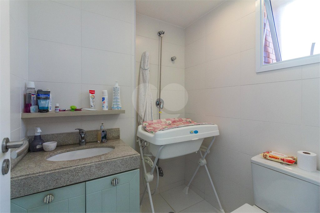 Apartamento à venda com 3 suítes em Alto da Lapa, São Paulo, SP