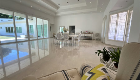 Casa à venda com 6 quartos, sendo 5 suítes,  no condomínio City Castelo, Itu - SP