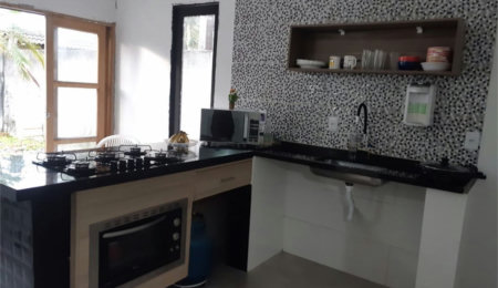 Casa com 4 dormitórios à venda, 180 m² por R$ 650.000,00 - Jardim Virginia - Guarujá/SP