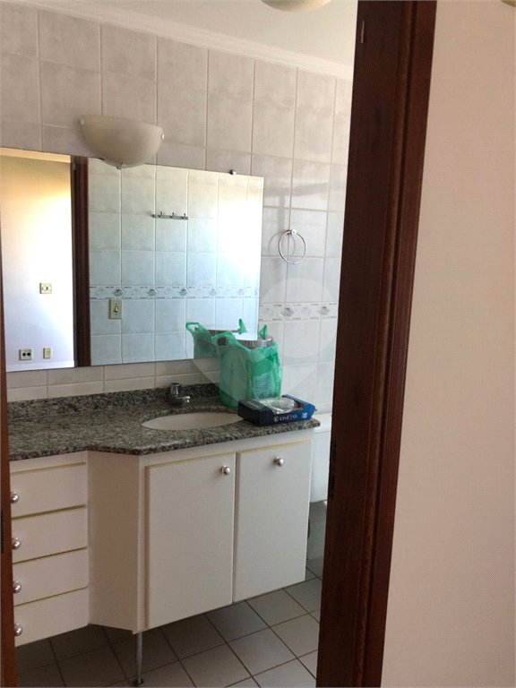 Apartamento à venda com 2 quartos, sendo 1 suíte, no Centro, Araraquara, SP