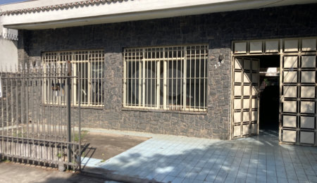 Casa Térrea à venda com 4 quartos em Indianópolis, São Paulo, SP