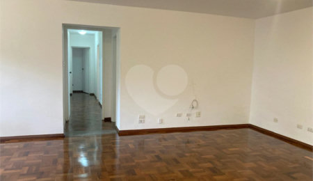 Apartamento para alugar com 4 quartos, sendo 1 suíte,  em Santo Amaro, São Paulo, SP