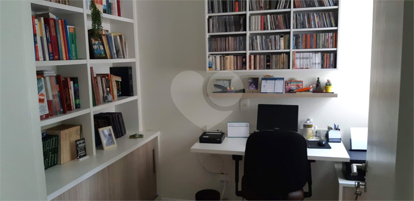 Casa à venda com 3 quartos, sendo 1 suíte, no condomínio Reserva das Flores - Casas, Guarulhos - SP