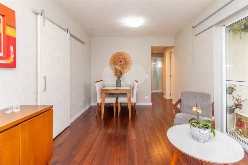 Apartamento à venda com 3 quartos, sendo 1 suíte, em Vila Sofia, São Paulo, SP