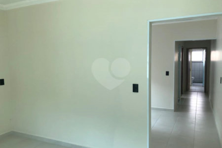 Casa à venda com 2 quartos, sendo 1 suíte, em Jardim Panorama, Salto, SP