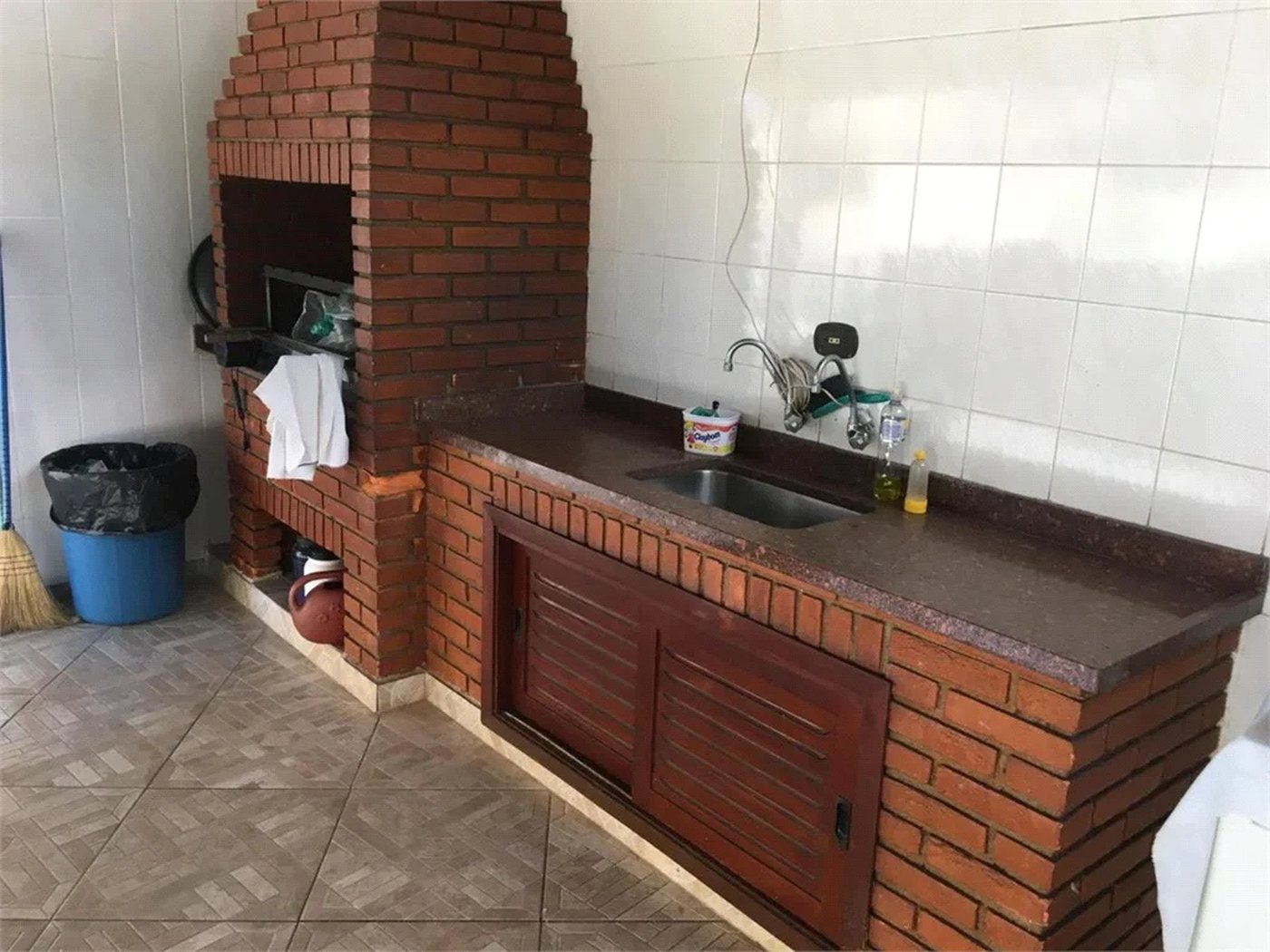 Casa à venda com 4 quartos, sendo 2 suítes, em Vila Suzana, São Paulo, SP