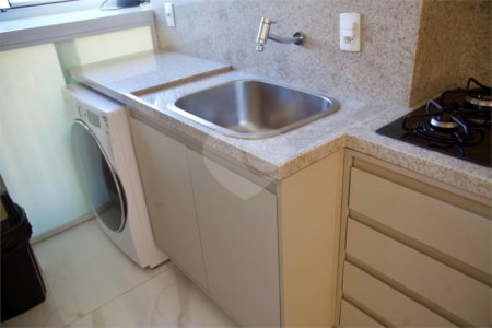 Cobertura à venda com 2 quartos, sendo 1 suíte, em Jardim das Acácias, São Paulo, SP