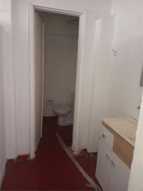 Sobrado à venda com 3 quartos em Vila Romana, São Paulo, SP