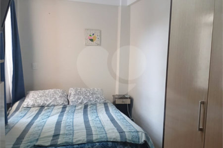Casa à venda com 3 quartos, sendo 1 suíte,  no condomínio Altos de Poa, Poá - SP