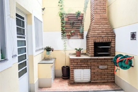 Casa à venda com 3 quartos, sendo 1 suíte, no condomínio Mariana, São Paulo - SP