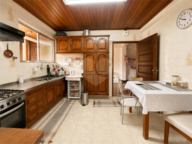 Casa de Vila à venda com 4 quartos, sendo 1 suíte,  em Cupecê, São Paulo, SP