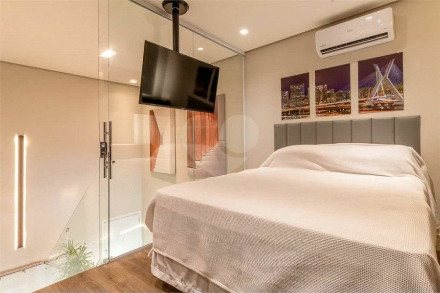 LOFT DUPLEX DE CINEMA. VENHA FAZER UMA VISITA.