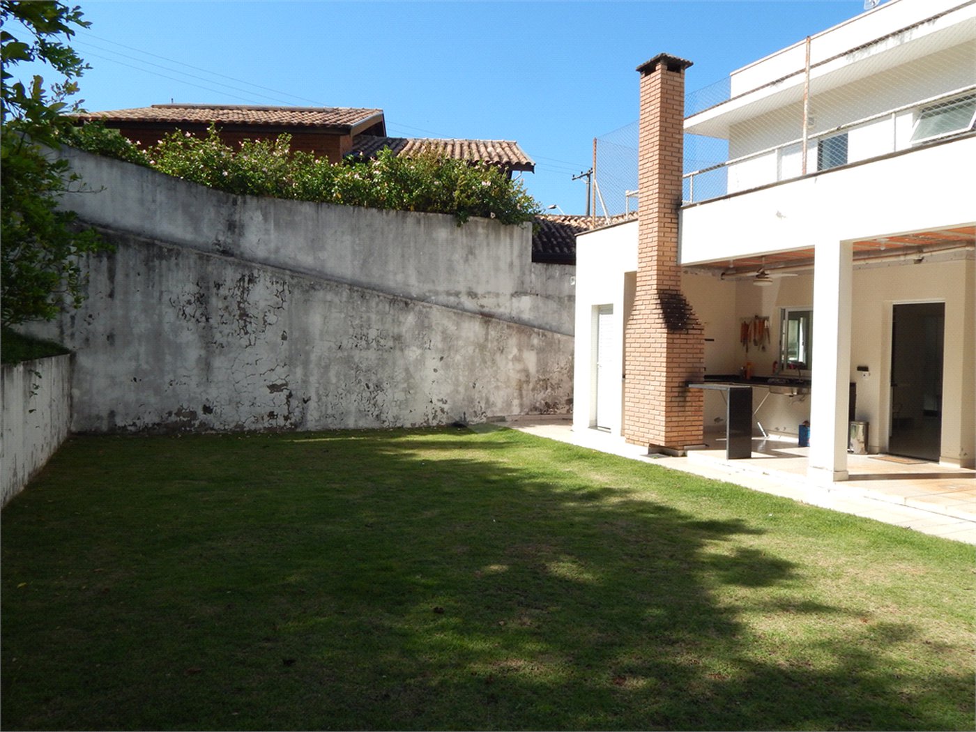 Casa à venda com 3 suítes no condomínio Alpes de Vinhedo, Vinhedo - SP