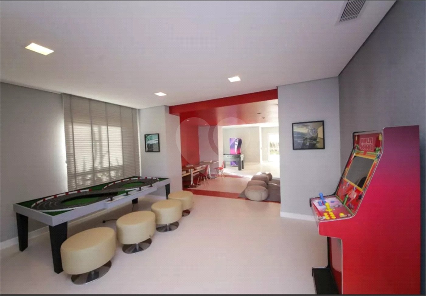 Apartamento à venda com 3 quartos, sendo 2 suítes, no Centro, São Bernardo do Campo, SP