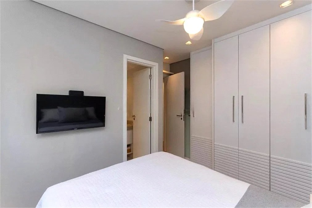 Apartamento à venda com 3 quartos, sendo 2 suítes, em Água Branca, São Paulo, SP
