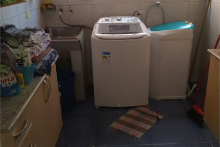 Casa à venda com 4 quartos, sendo 1 suíte, em Vila Pirajussara, São Paulo, SP