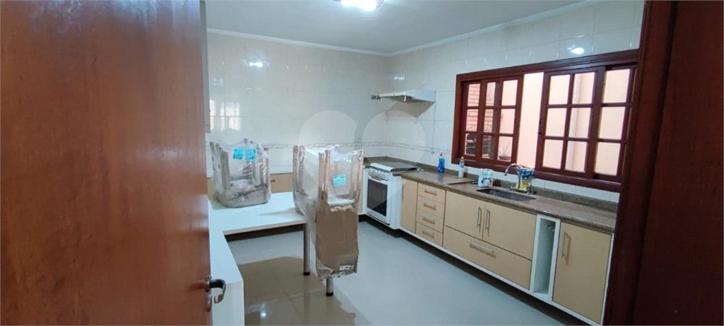 Casa à venda com 3 quartos, sendo 1 suíte, no condomínio Residencial Gabriela, São Paulo - SP
