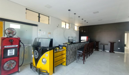 Salão Comercial para alugar em Vila Nastri, Itapetininga, SP