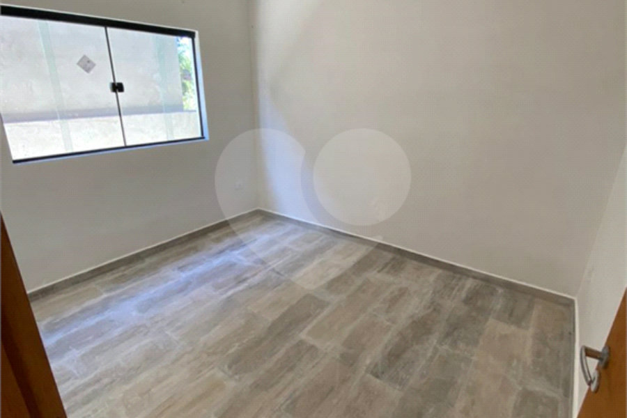 Casa à venda com 2 quartos, sendo 1 suíte, no condomínio Águas de São Pedro, Mairiporã - SP