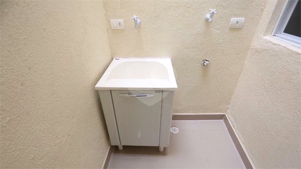 Casa à venda com 3 quartos, sendo 1 suíte,  em Jardim Bonfiglioli, São Paulo, SP