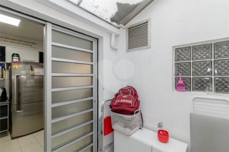 Casa à venda com 3 quartos, sendo 1 suíte, no condomínio Mirante Bello, São Paulo - SP
