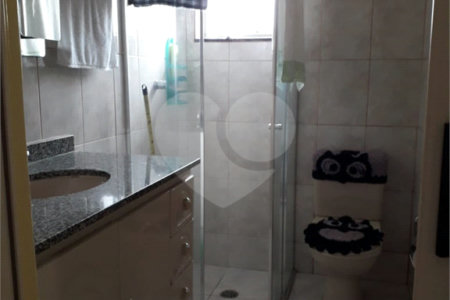 Sobrado à venda com 2 quartos em Vila Germinal, São Paulo, SP
