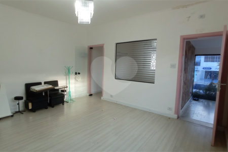 Casa à venda ou para alugar com 6 quartos em Bela Aliança, São Paulo, SP