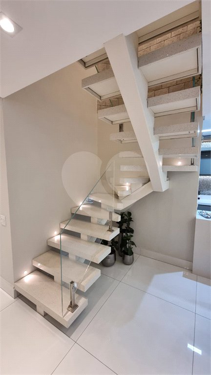 Apartamento à venda com 3 quartos, sendo 1 suíte,  em Baeta Neves, São Bernardo do Campo, SP