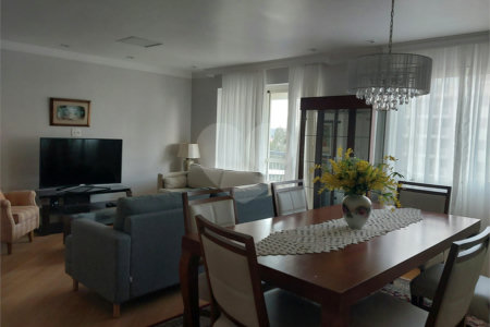 Apartamento à venda com 3 quartos, sendo 2 suítes,  em Cidade São Francisco, São Paulo, SP