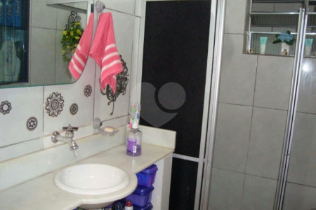 Casa Térrea à venda com 2 quartos em Santa Teresinha, São Paulo, SP