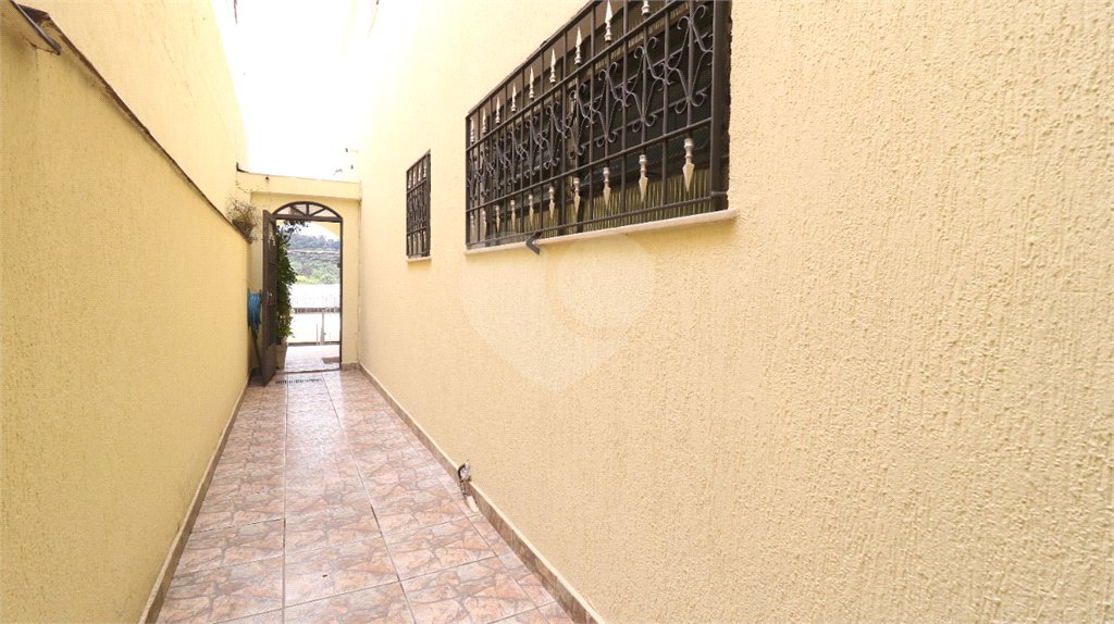 Sobrado à venda com 3 quartos, sendo 1 suíte, em Tremembé, São Paulo, SP