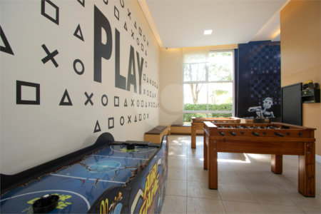 Apartamento à venda com 4 quartos, sendo 3 suítes,  em Vila Romana, São Paulo, SP